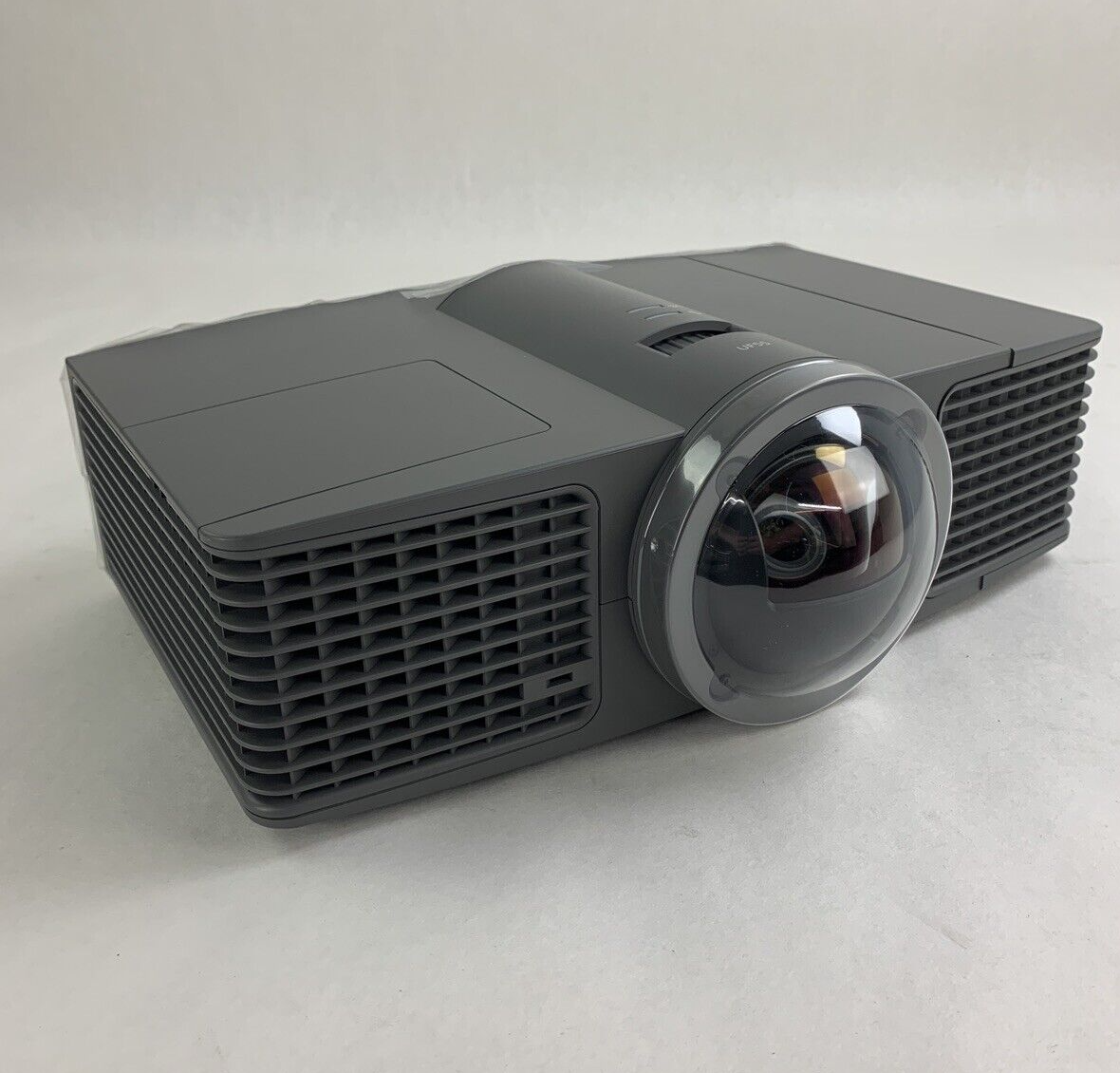 Smart Technologies UF55 SBP-10X Projector No Remote Power Tested Box Opened