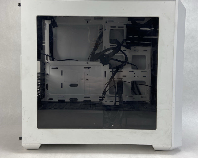 Cooler Master MasterBox 5 ATX Mid Tower Computer Case Seasonic SS-520GM 520W PSU