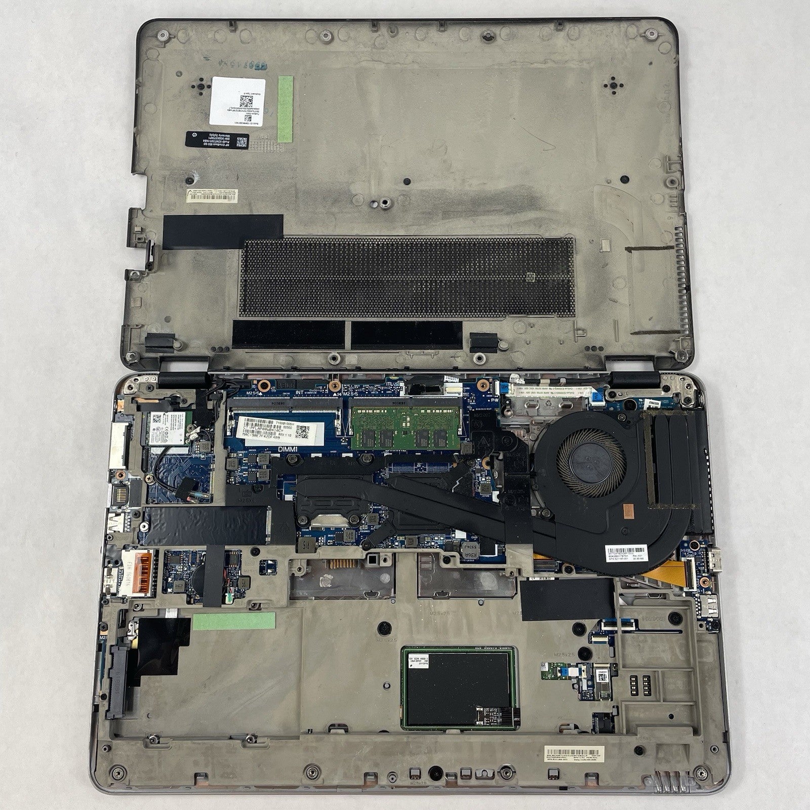 HP EliteBook 850 G3 15.6" i7-6500U 2.50 GHz 8 GB RAM No SSD/OS/AC/Battery - READ20