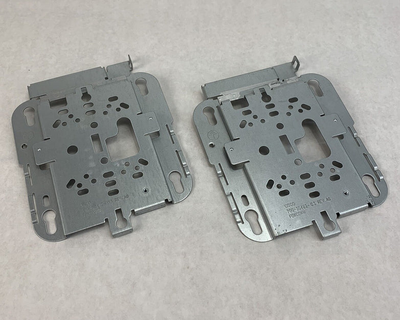 Cisco 700-30482-03 Mounting Kit (Lot of 2)