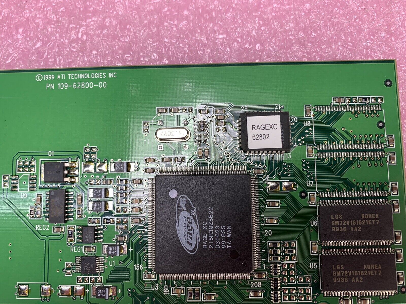 ATI 109-62800-00 Rage XC AGP Video Card