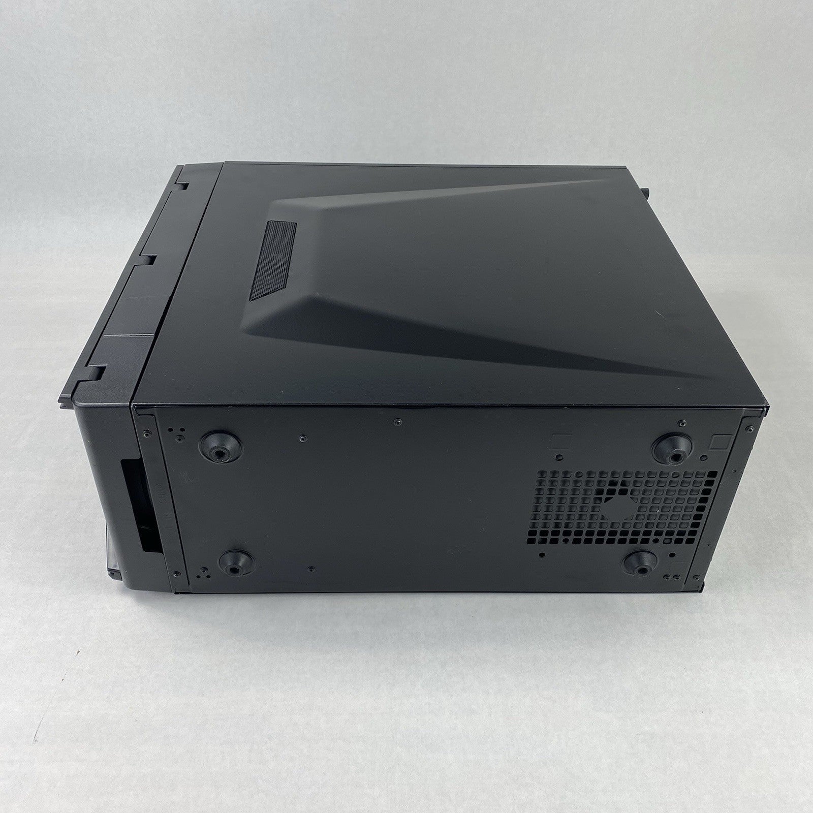 NZXT Hades Mid ATX Computer Tower with 550W Power Supply Broken Front Hinges