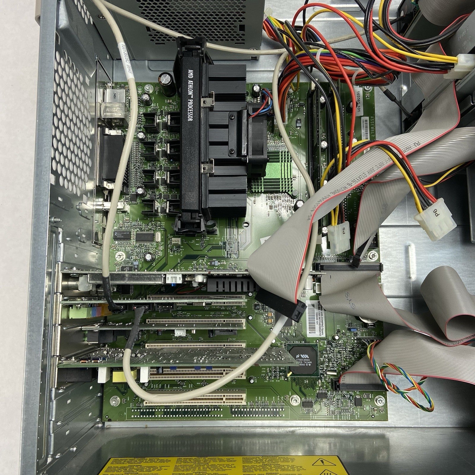 Compaq Presario 5900Z MT AMD K7 694MHz 256MB RAM No HDD No OS 8500DV 64MB11