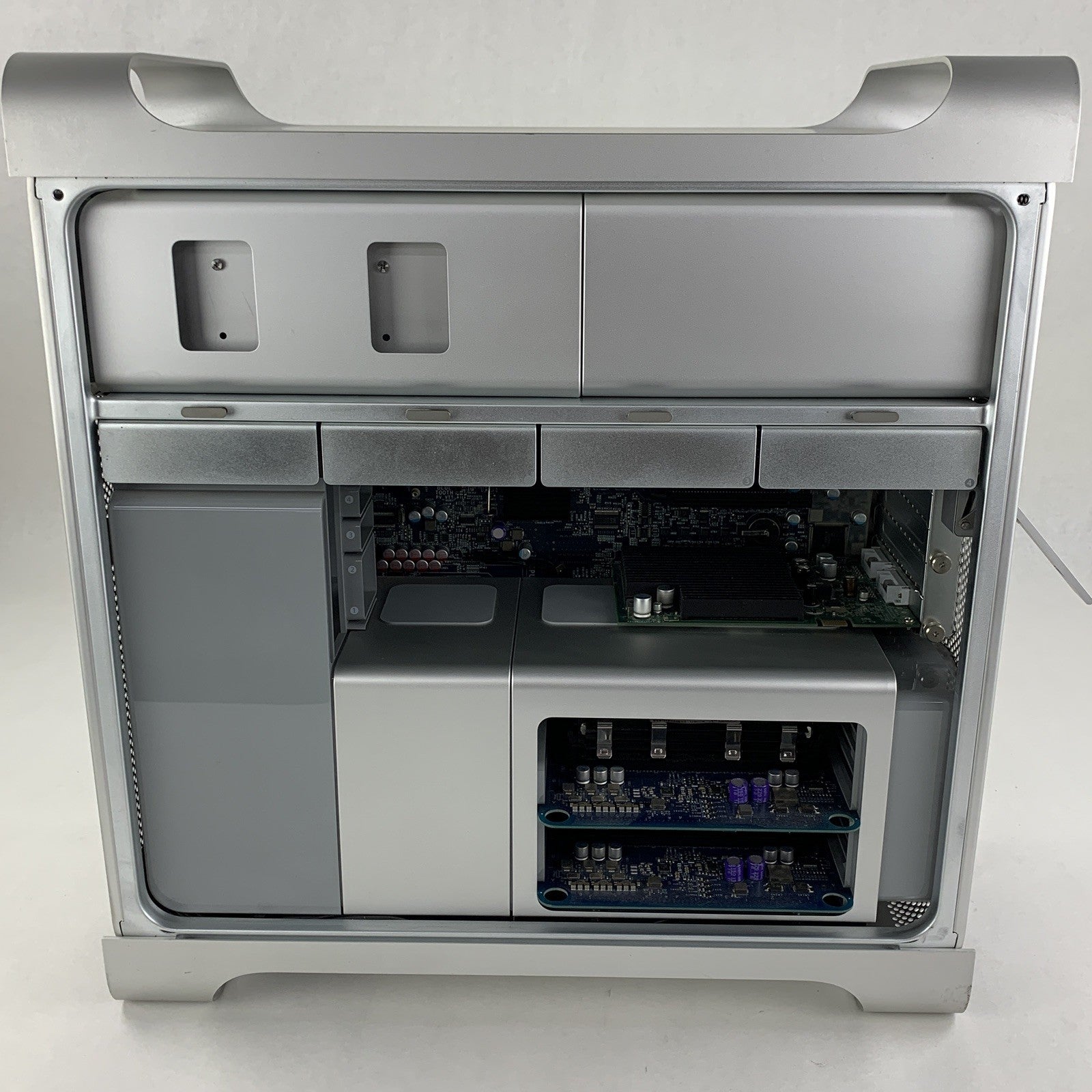 Apple Mac Pro A1186 Dual Intel Xeon 5150 X2 2.66 GHz  x8 512 MB Ram No OS No HDD