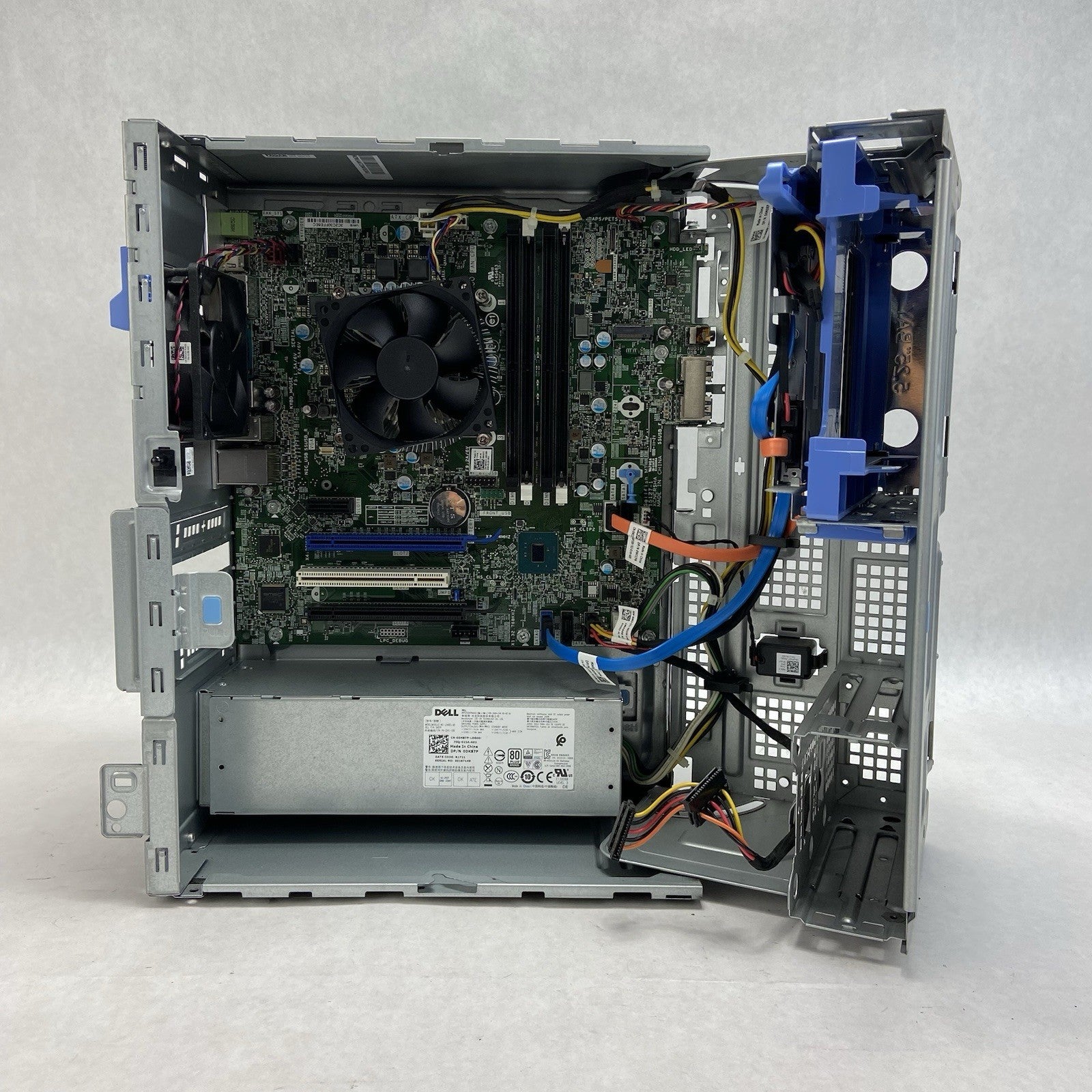 Dell Optiplex 7050 MT Intel Core i7-7700 3.6GHz No RAMHDDOS9