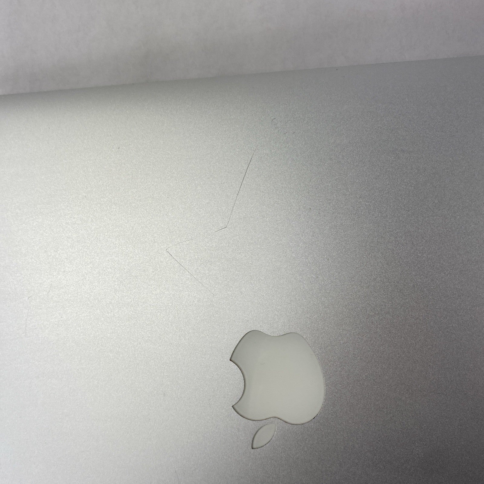 Apple MacBook Pro A1398 2013 Retina 15" 2.40 GHz i7 8GB RAM 250GB SSD os10.15.7