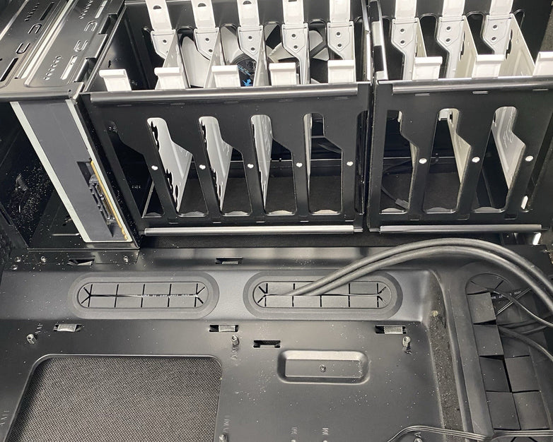 Fractal Design Define R5 ATX Mid Tower Computer Case