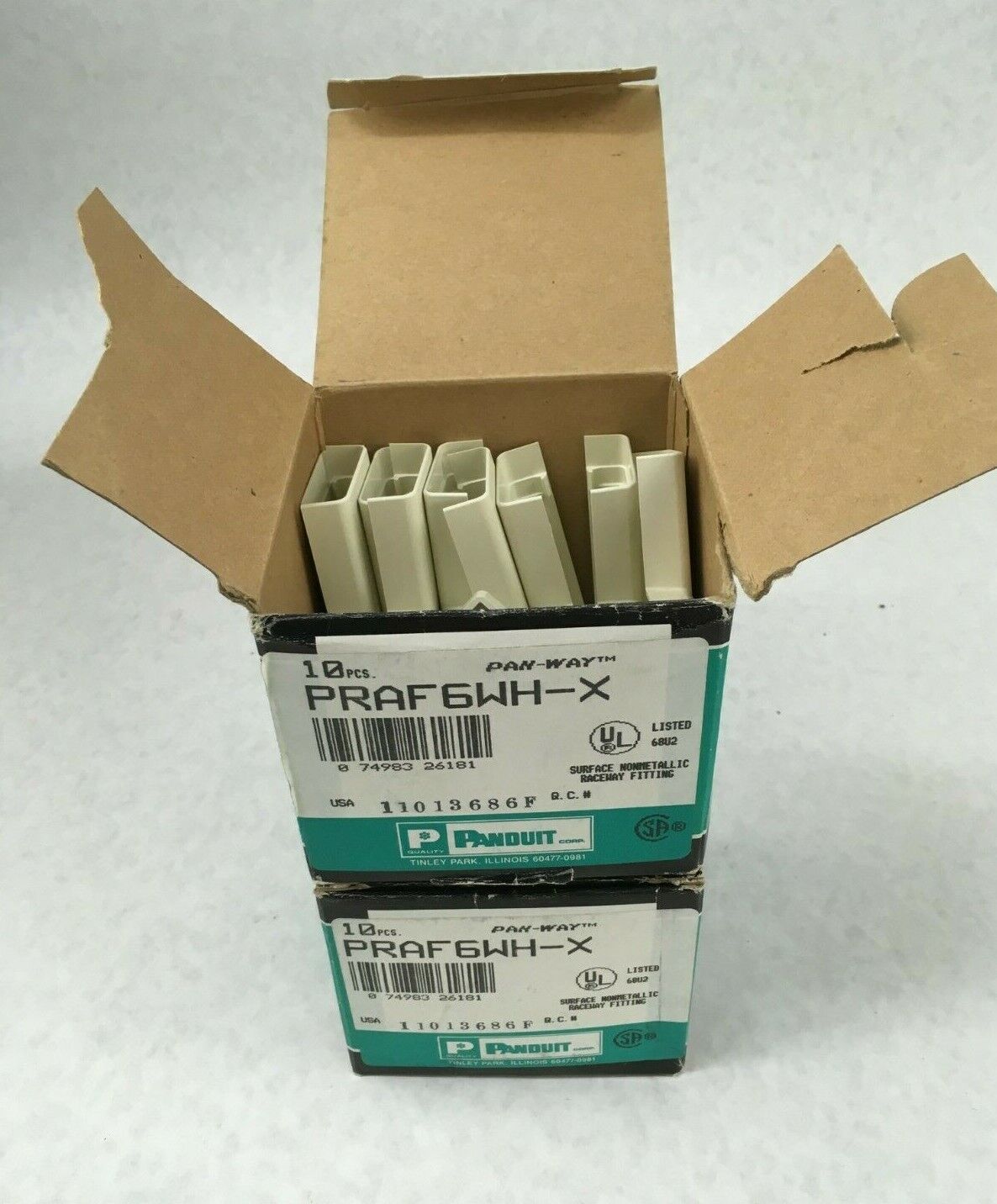 Panduit Pan-Way PRAF6WH-X Right Angle FIT PD6 (Lot of 18)