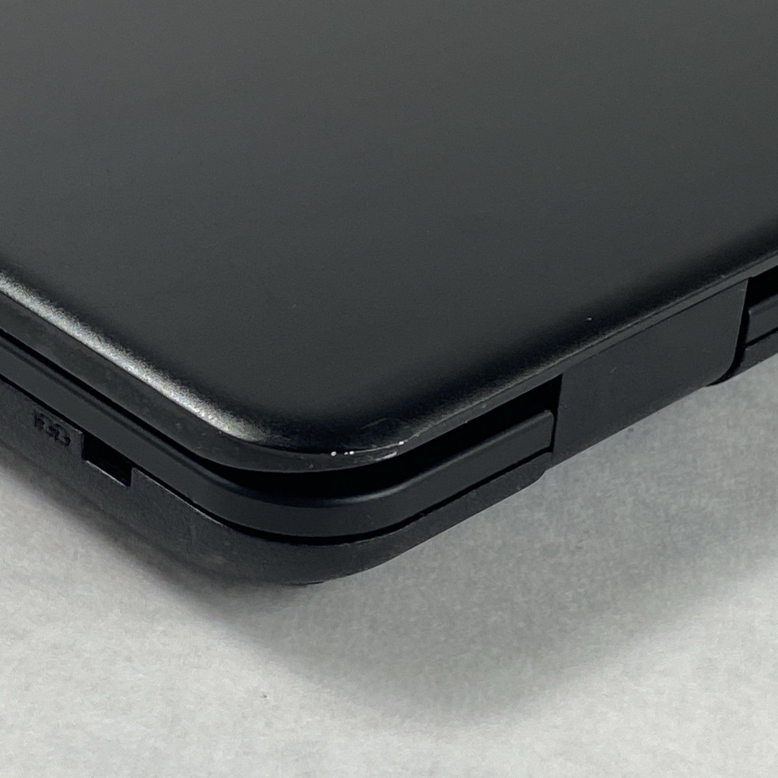 Lenovo IdeaPad 14w Gen 2 AMD 3015e 1.20GHz 4GB RAM 14.0" No HDD No OS