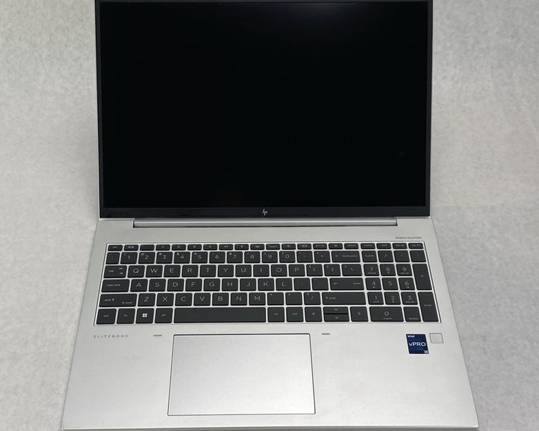 HP EliteBook 860 G9 16" Core i5-1245U 3.96 GHz 32GB RAM No SSD No OS
