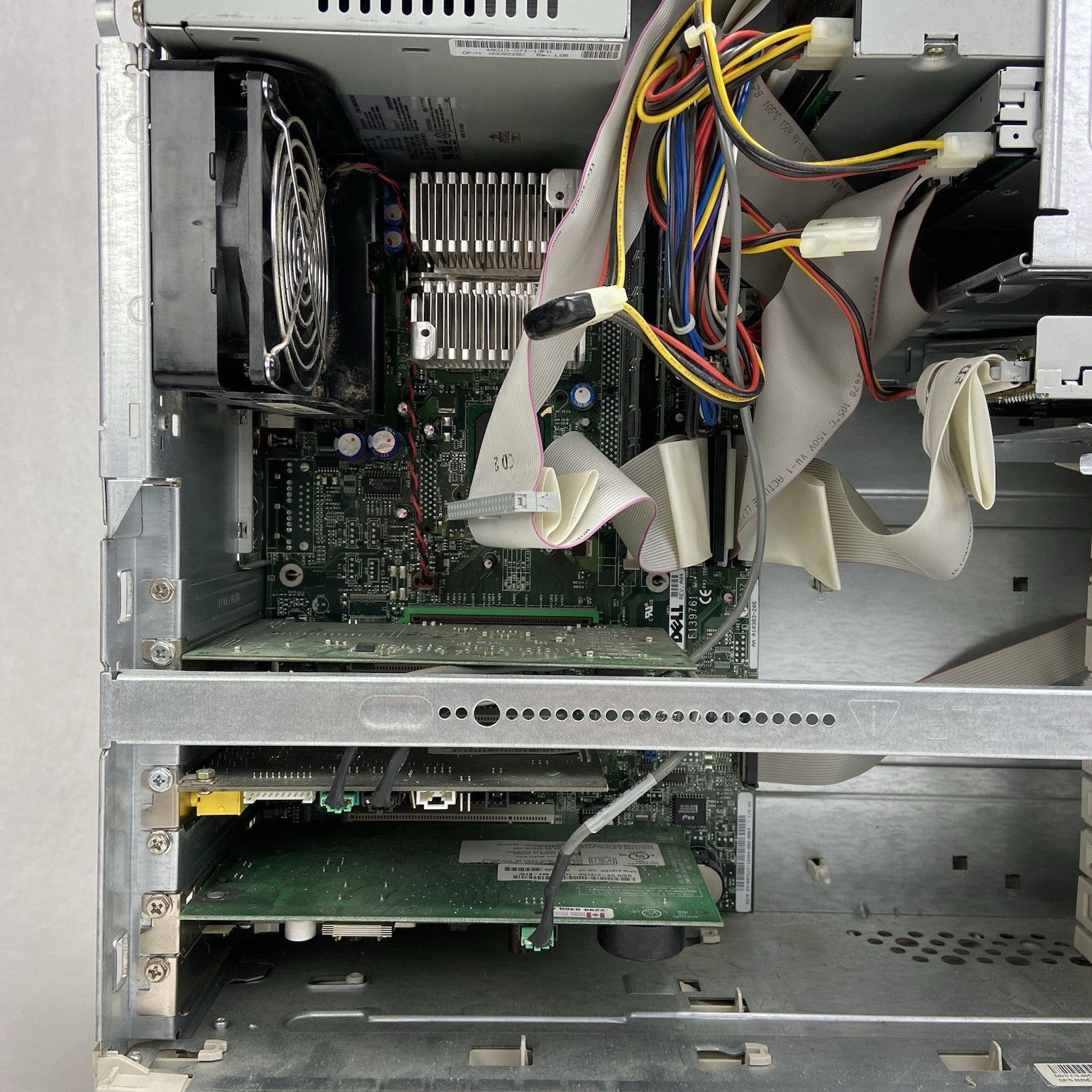 Dell Dimension 4100 MT Intel Celeron 999MHz 512BM RAM No HDD No OS10