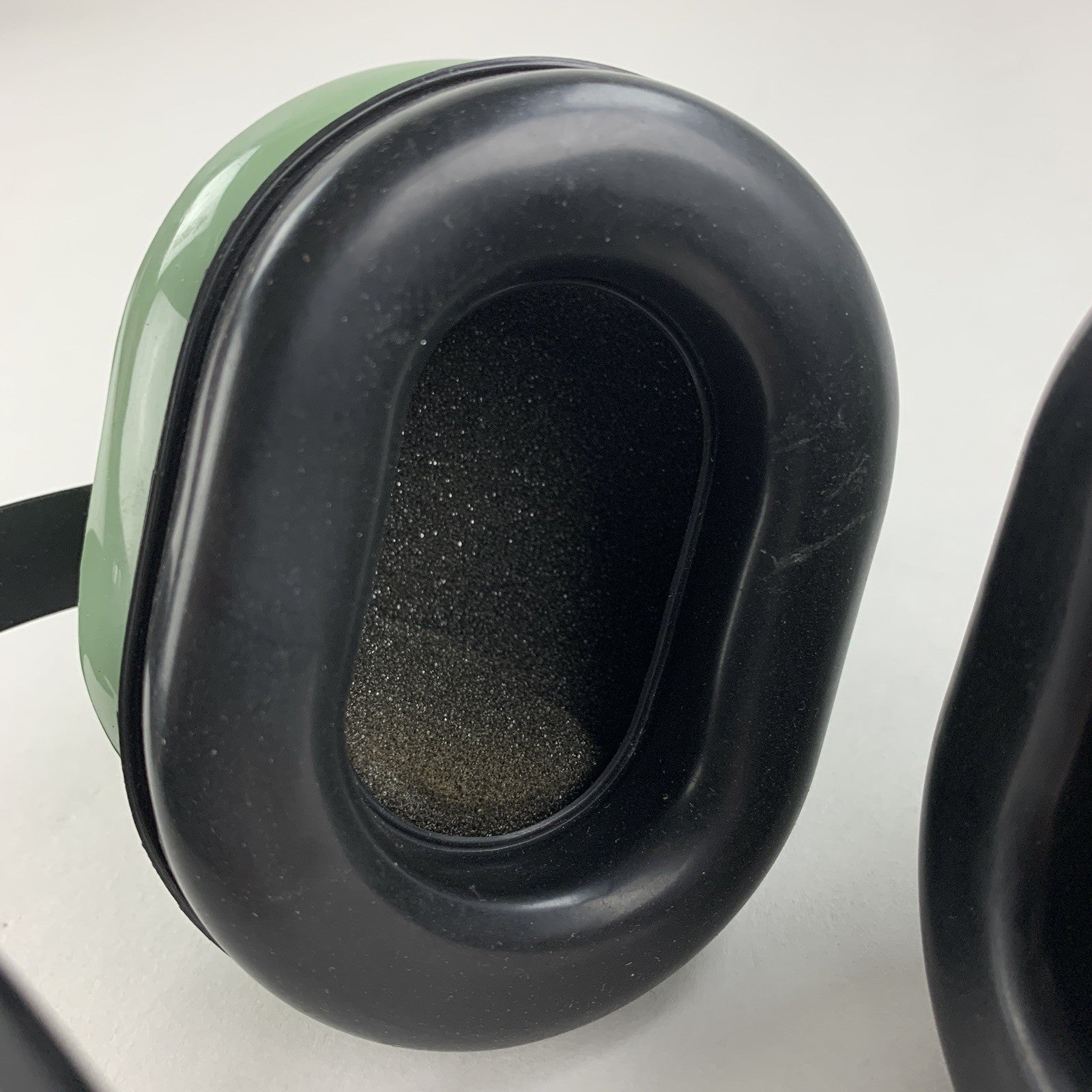 David Clark Company 805S Behind the Head Protective Headgear 16069G-09 Vintage