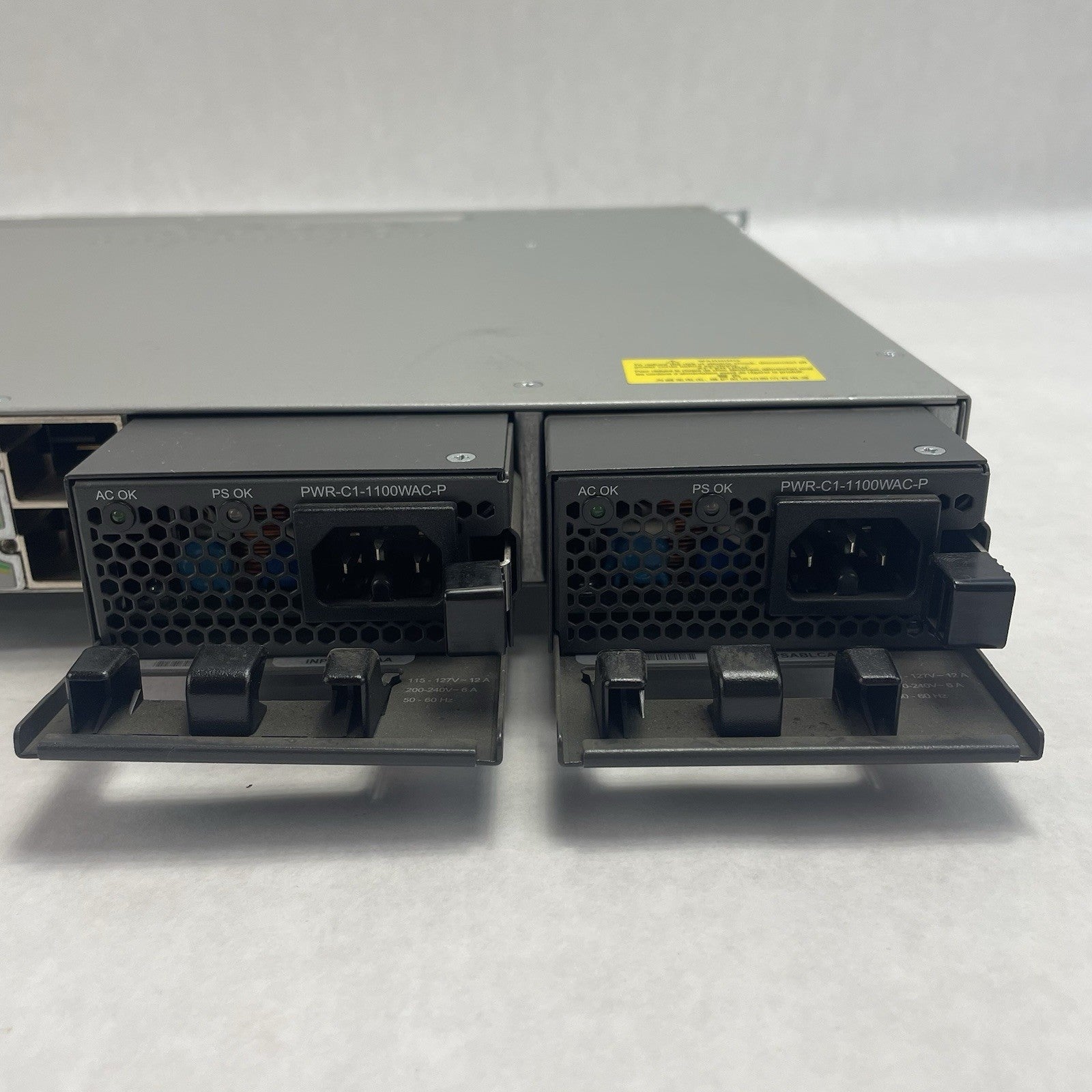 Cisco WS-C3850-48PW-S 48-Port PoE+ Gigabit Layer 3 Managed Switch Tested & Reset8