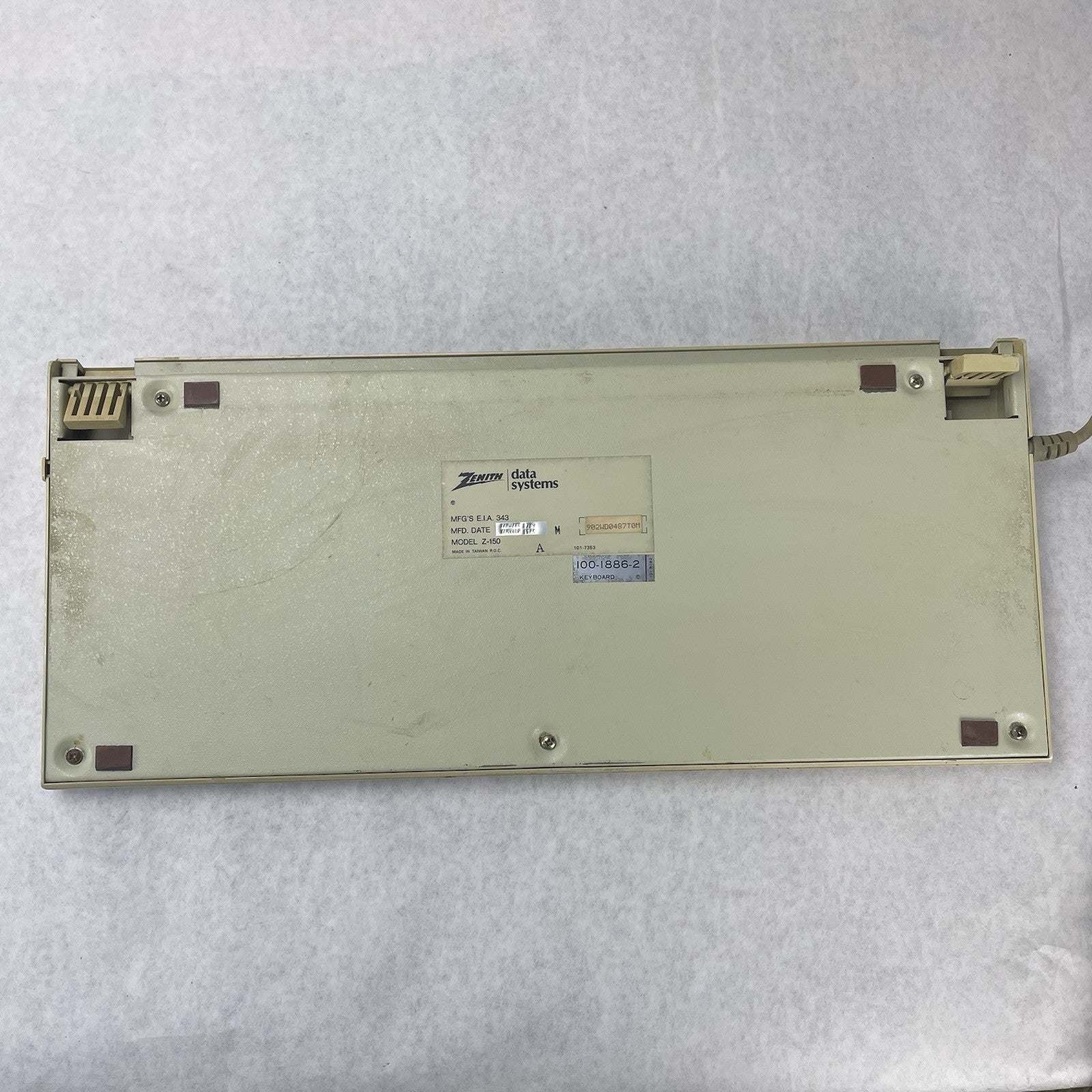Zenith Data Systems Z-150 Keyboard Yellow Switches6