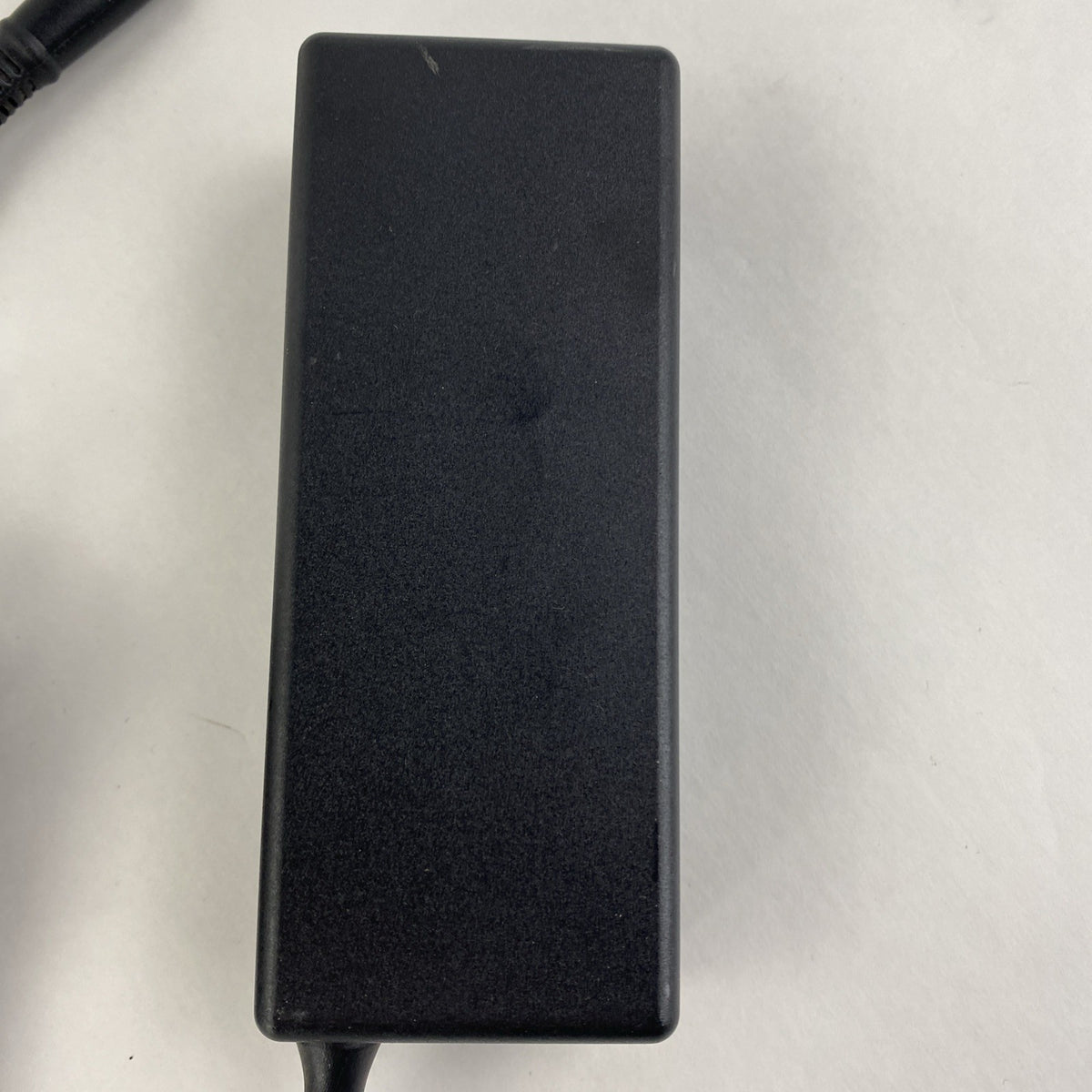 HP TPN-DA18 90W 19.5V 4.62A 7.4mm barrel AC Adapter - Lot of 10 No Power Cord3