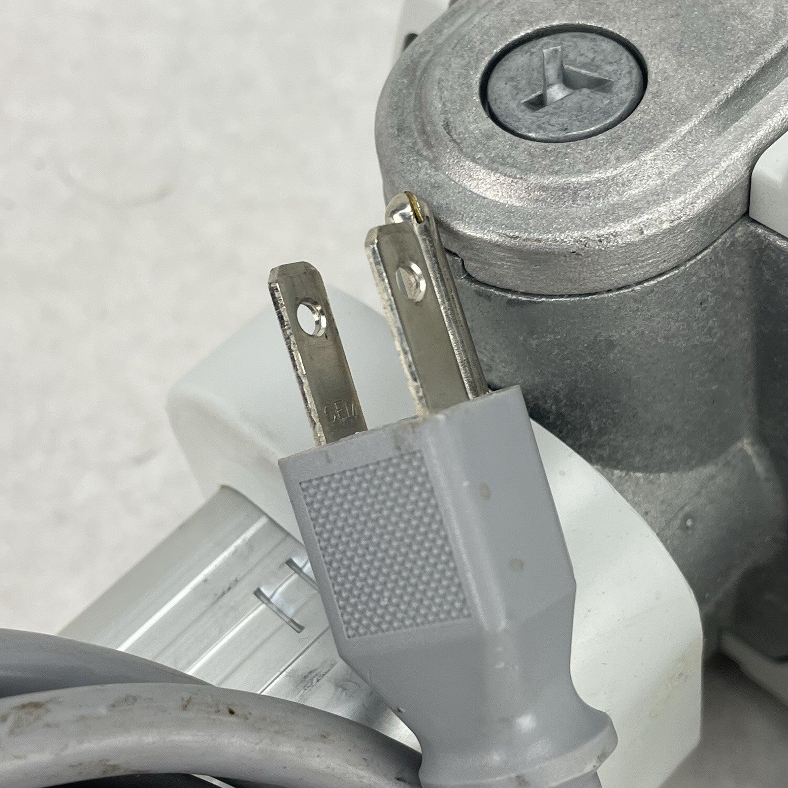 Ewellix MAX74-A200415A0100-000 Linear Actuator Electric 120 VAC Not Fully Tested1