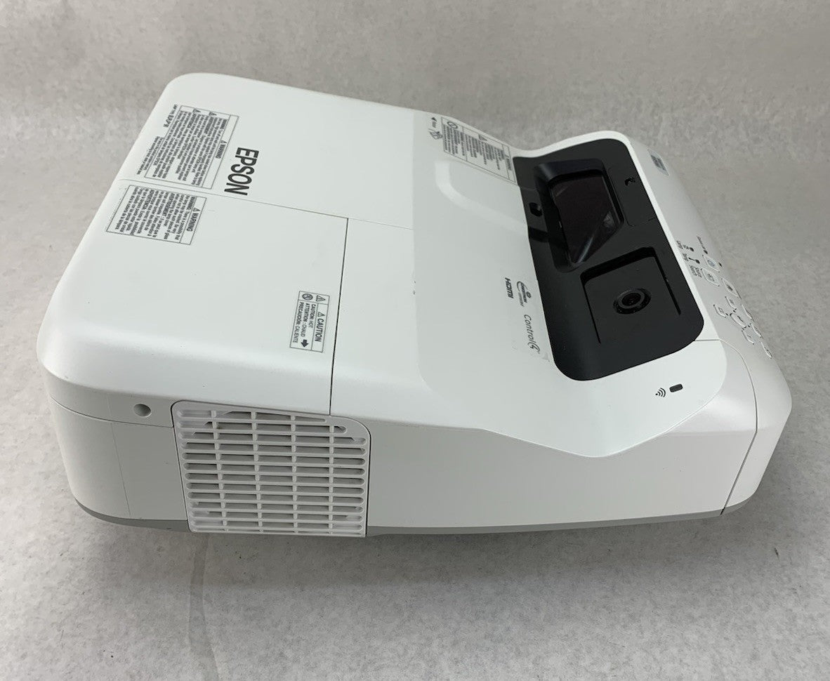 Epson PowerLite 695Wi H740A LCD Lamp Projector 4427 Lamp Hours - No Remote2
