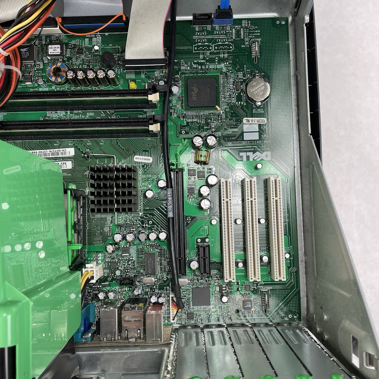 Dell Optiplex GX280 Intel Pentium 4 3.00 GHz 2 GB Ram No HDD No OS