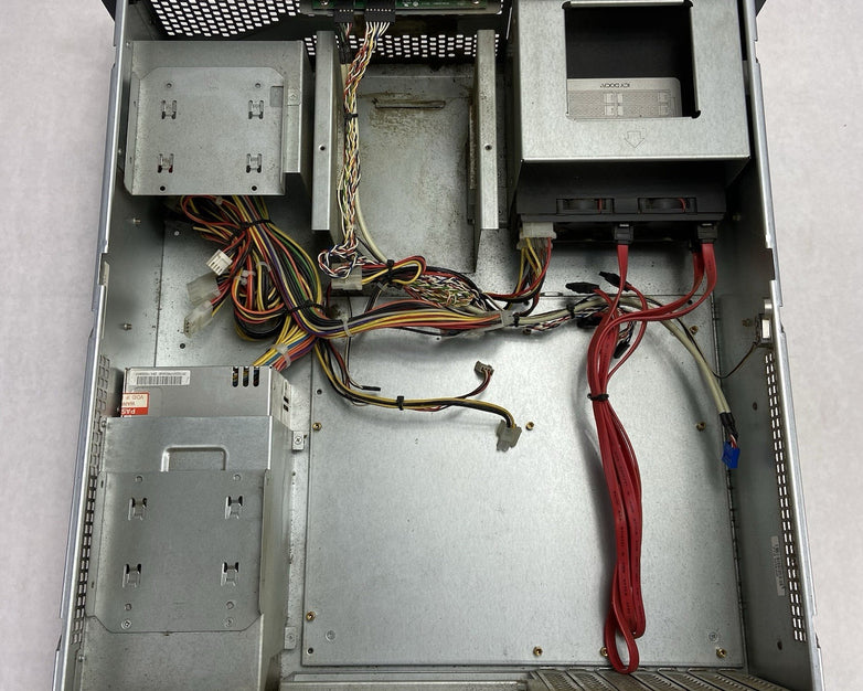 InWin R-Series IW R-300 3U RackMount Server Chassis EMACS P2H-5500V 500W PSU