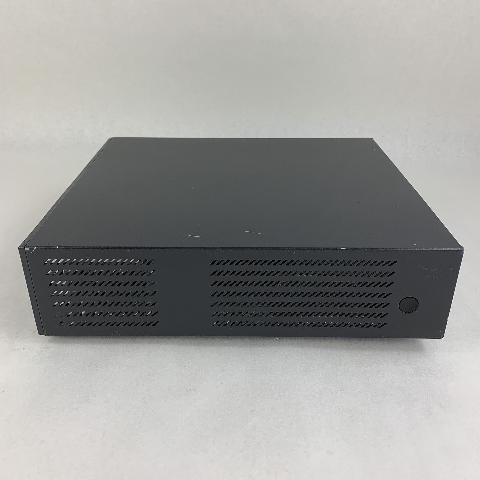 IBM Netvista 8303-42U Desktop Pentium 4 2.4 GHz 256 MB Win XP COA No OS No HDD