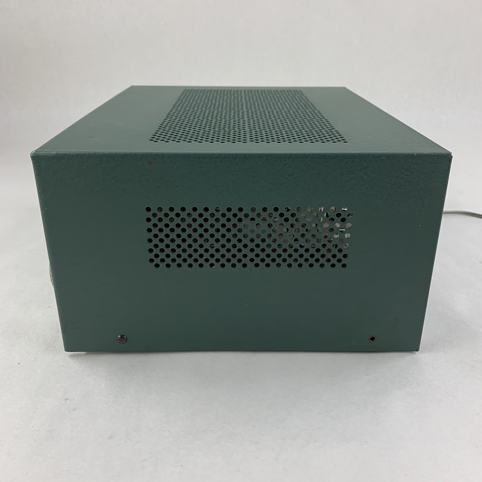 Heathkit HW-16 CW Transceiver  Powers On