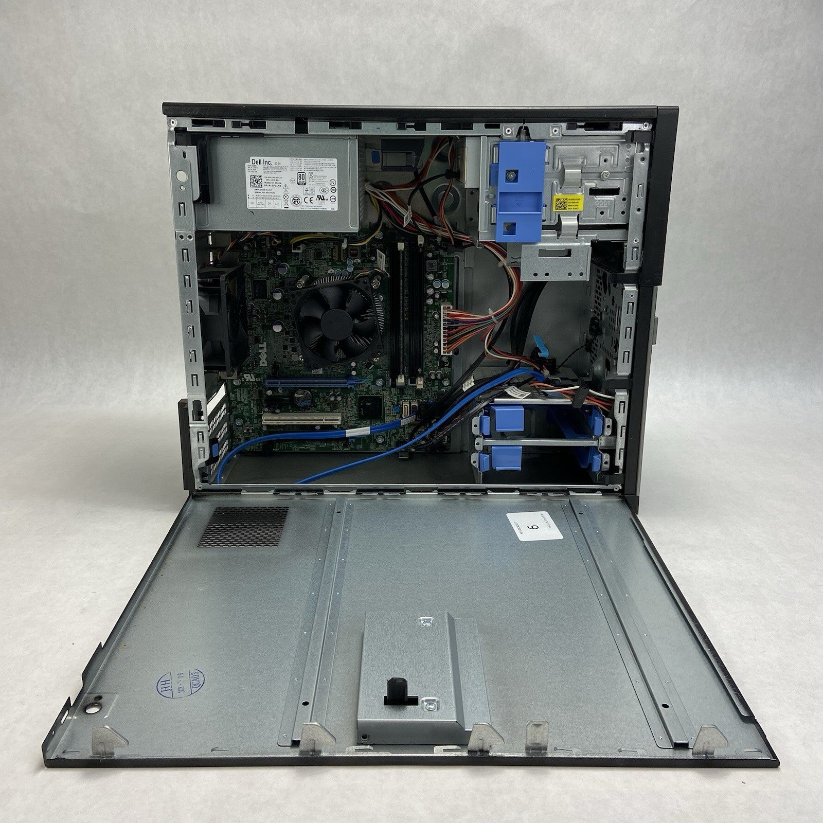 Dell Optiplex 7010 MT Intel Core i7-3770 3.4GHz 4GB RAM No HDD No OS7