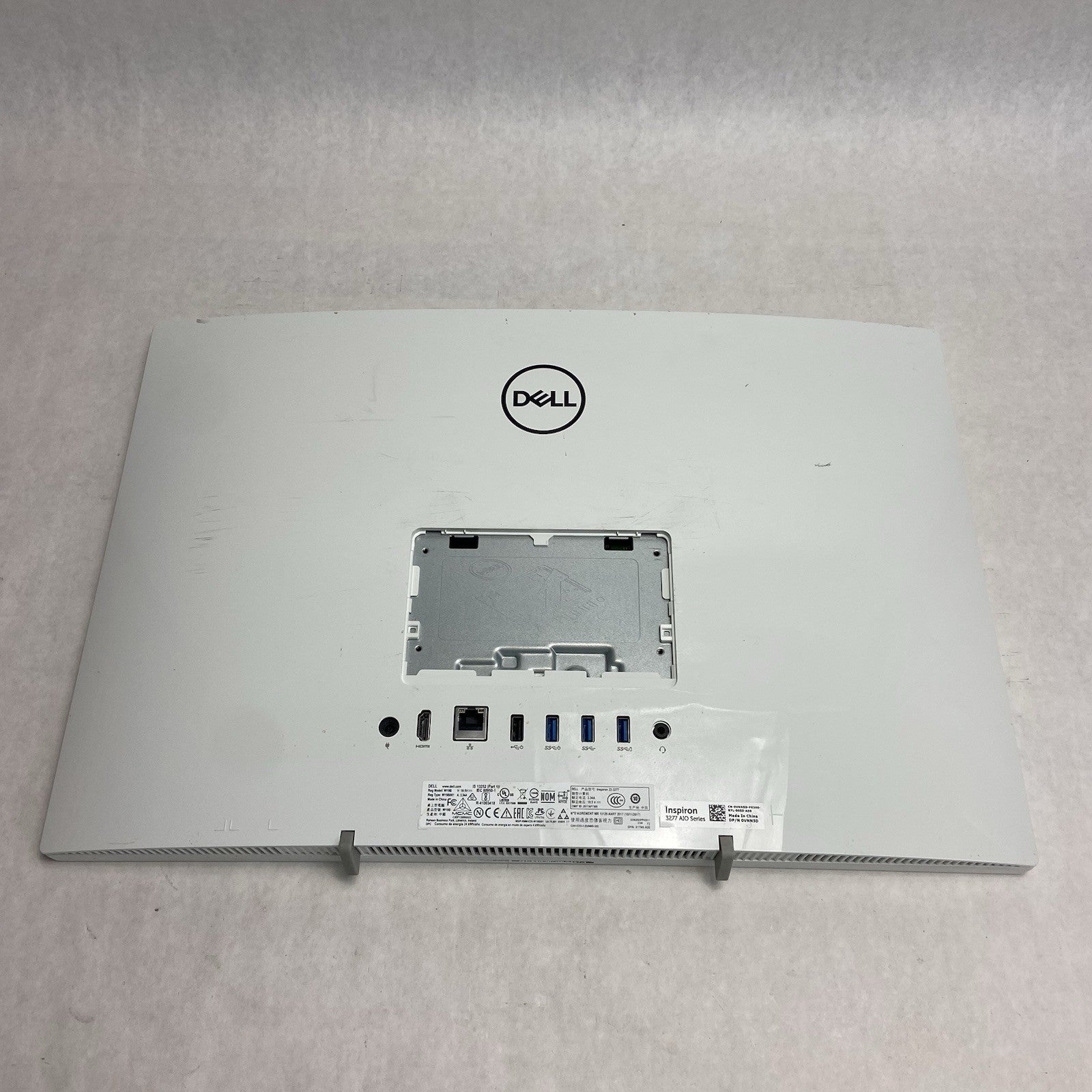 Dell Inspiron 3277 AIO Intel Pentium 4915U 2.3GHz 4GB RAM No HDD/OS/AC5