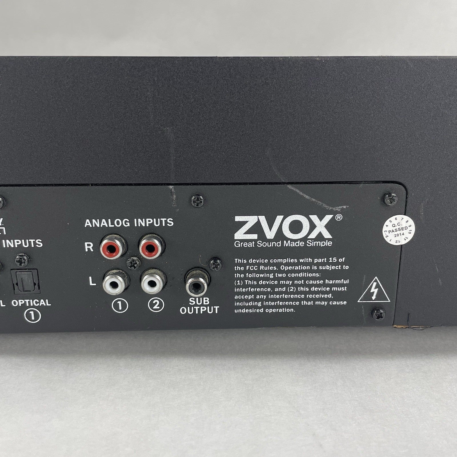 ZVOX 580 Sound Bar Sound Base Cabinet Box Subwoofer Sound System TV Platform Blk