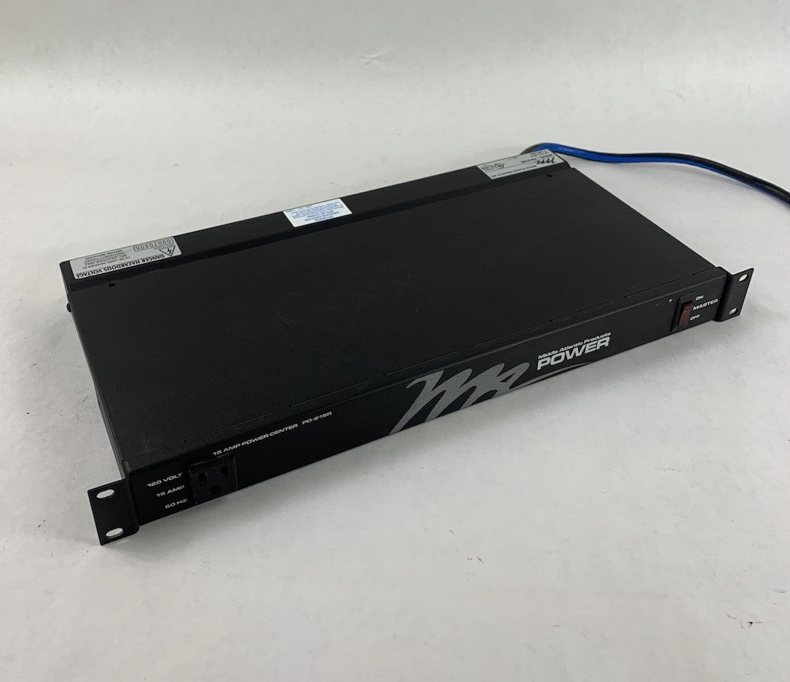 Middle Atlantic Products PD-915R 120V-15A-60Hz 8-Port Rackmount Power Center0