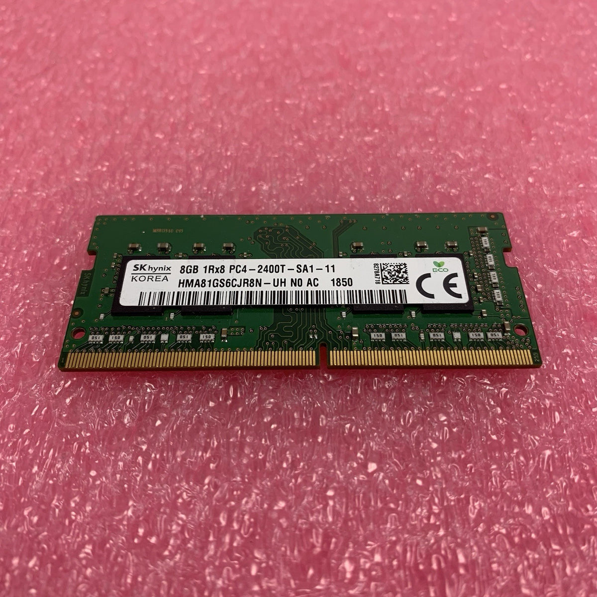 SK Hynix HMA81GS6CJR8N-UH PC4-2400T-SA1-11 8GB 1Rx8 Desktop Memory RAM1