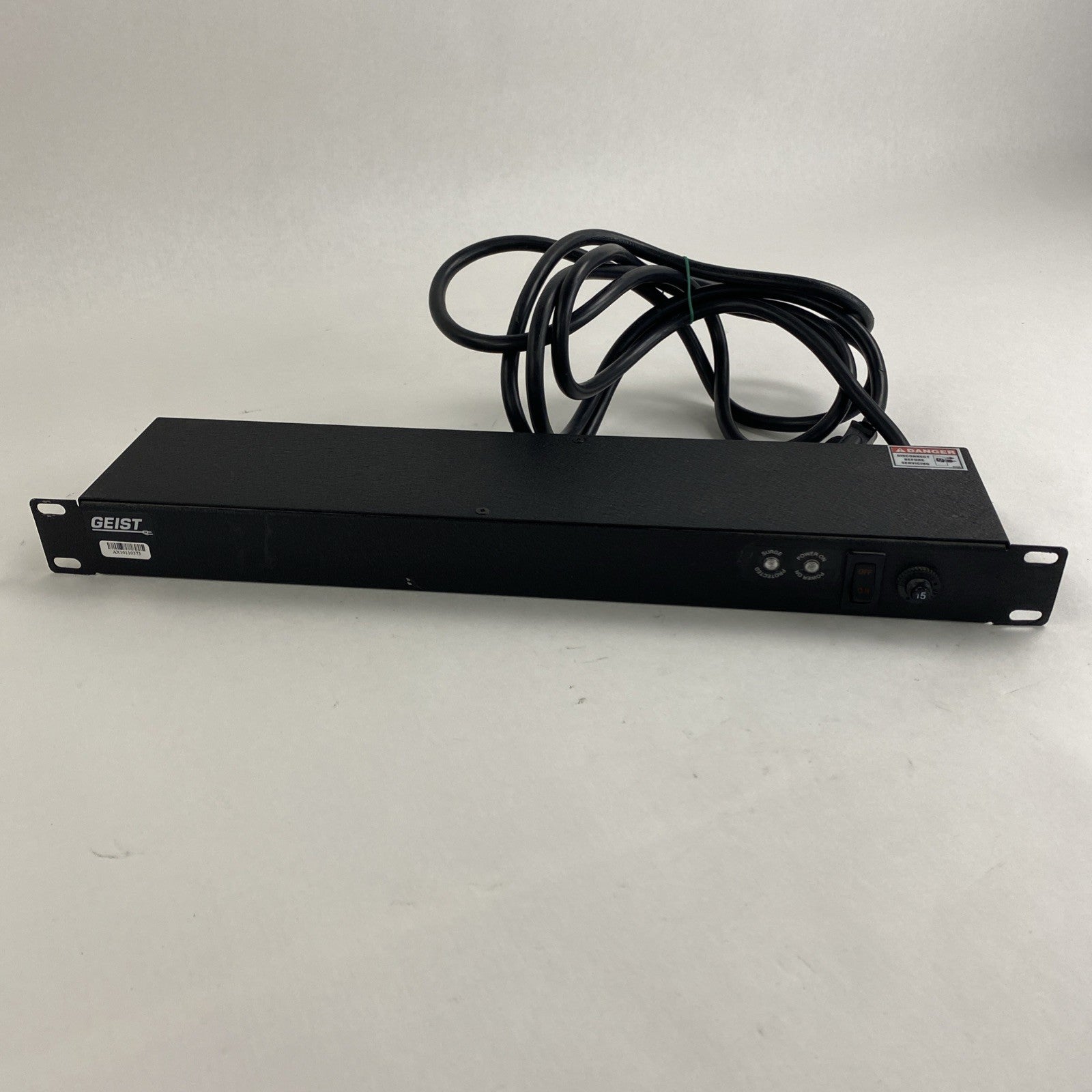 Geist SP104-10 Rack Mounted 10 Outlet Surge Protection1