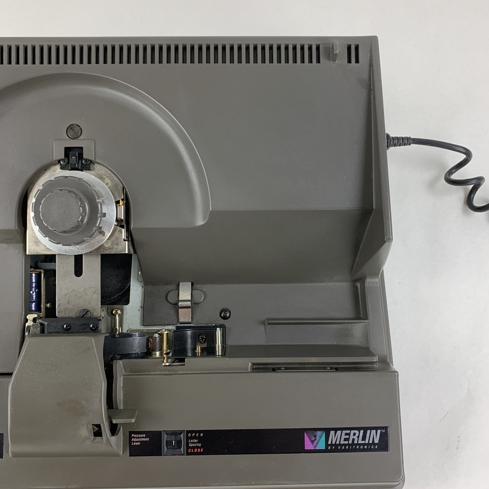 Merlin 100 by Varitronics Video Tape Equipment Bad Roller Powers On