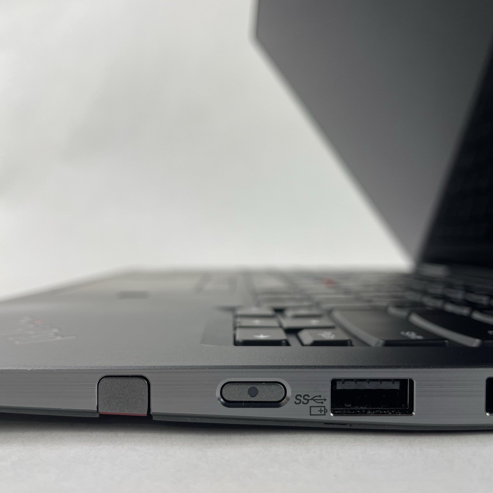 Lenovo ThinkPad X1 Yoga Gen5 14" i5-10310U 1.70 GHz 8 GB RAM No SSD/OS/AC6