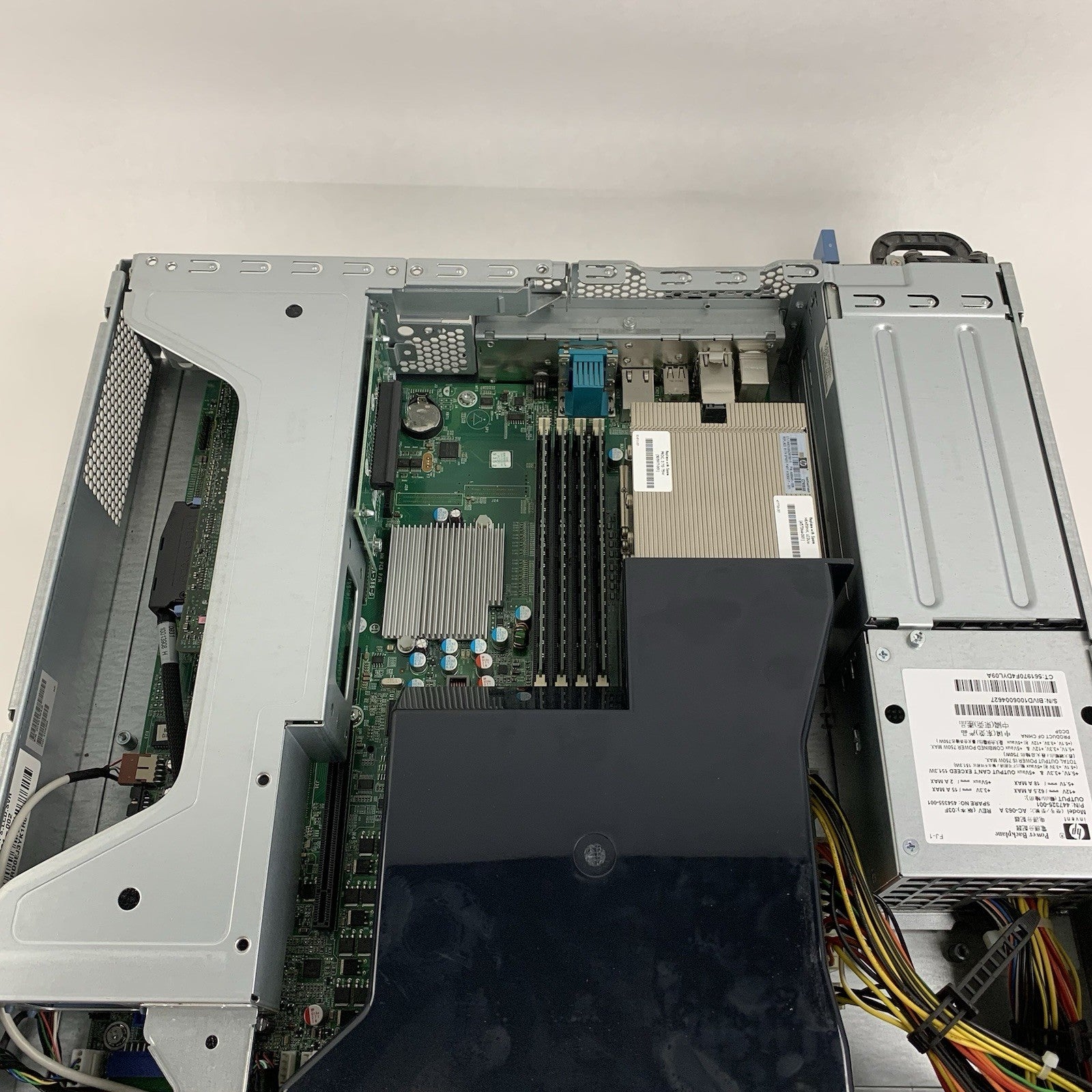 HP StorageWorks D2D Backup System 1x AMD Opteron 2383 2.7GHz 8GB RAM No OS/HDD14