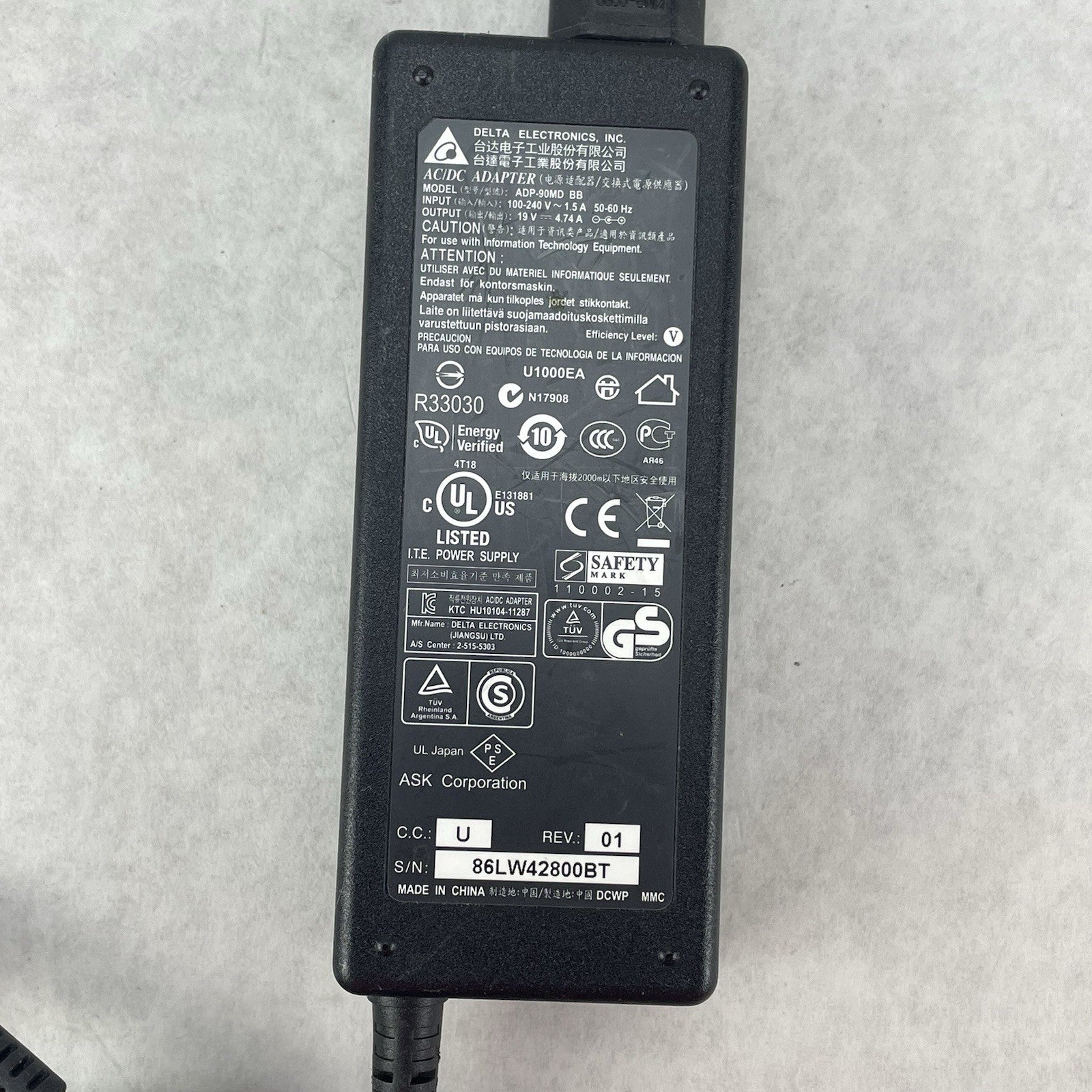Delta Electronics ADP-90MD BB Power Adapter 90W 19V 4.74A Lot of 64