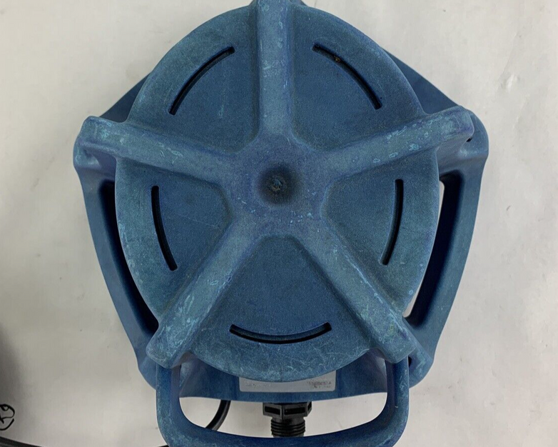 Little Giant SPGAPCP-1700 Automatic Swimming Pool Winter Cover Pump Powers