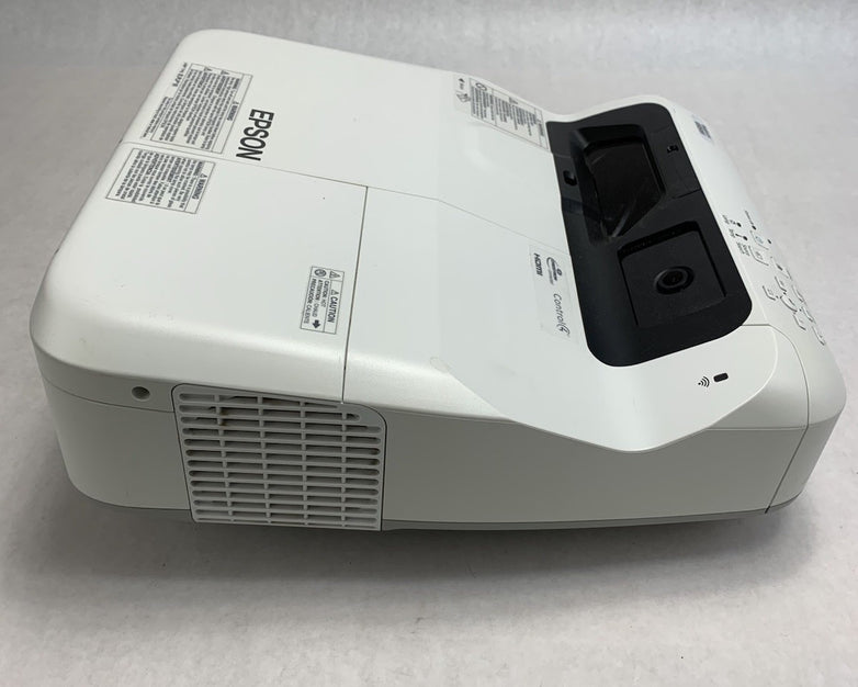 Epson PowerLite 695Wi H740A LCD Lamp Projector 3941 Lamp Hours - No Remote
