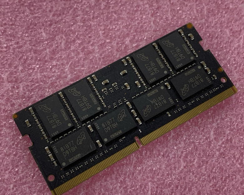 Micron MTA16ATF2G64HZ-2G3B2 16 GB SODIMM PC4-2400 DDR4 Laptop SDRAM