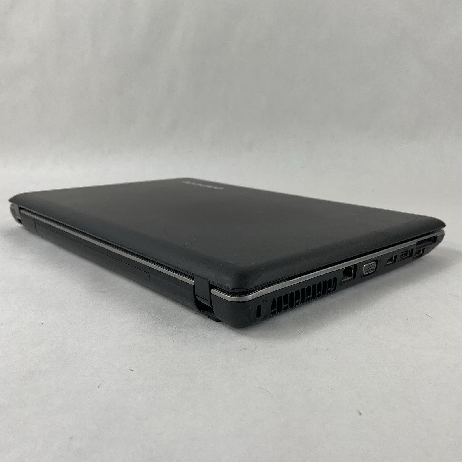 Lenovo IdeaPad Z565 15.6" AMD Phenom 2 N660 3.0GHz 4GB RAM No SSD/OS/AC/Battery12