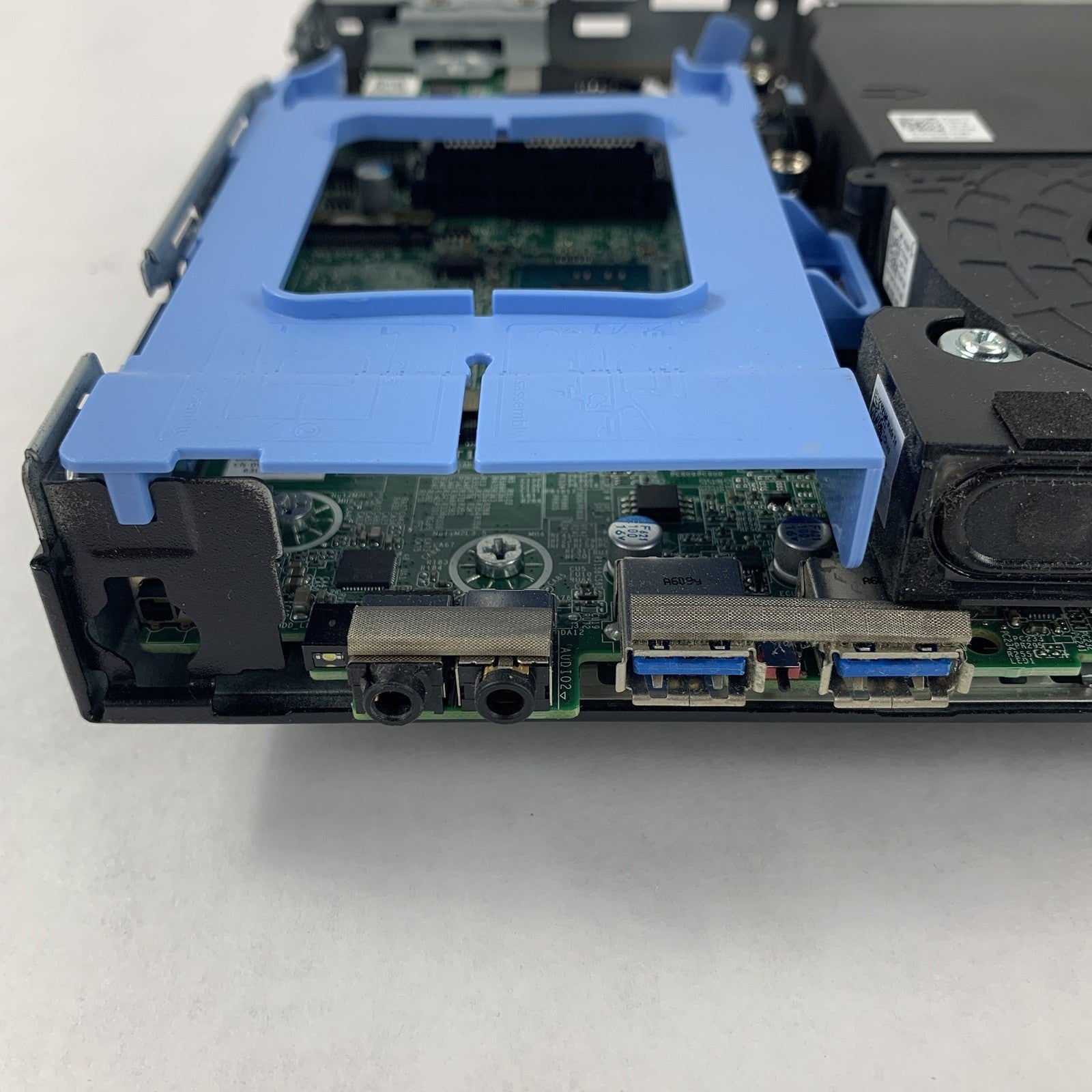 Dell OptiPlex 7040 USFF i5-6500T 2.5 GHz 8 GB Ram No OS No HDD No AC