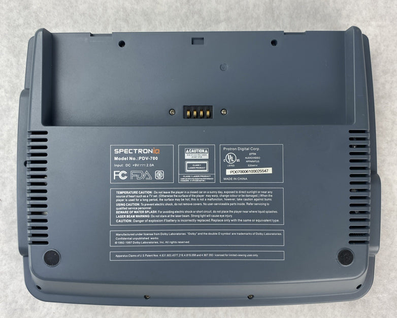 SpectroniQ PDV-700 Portable DVD Player 7" LCD With Travel Case - No Battery