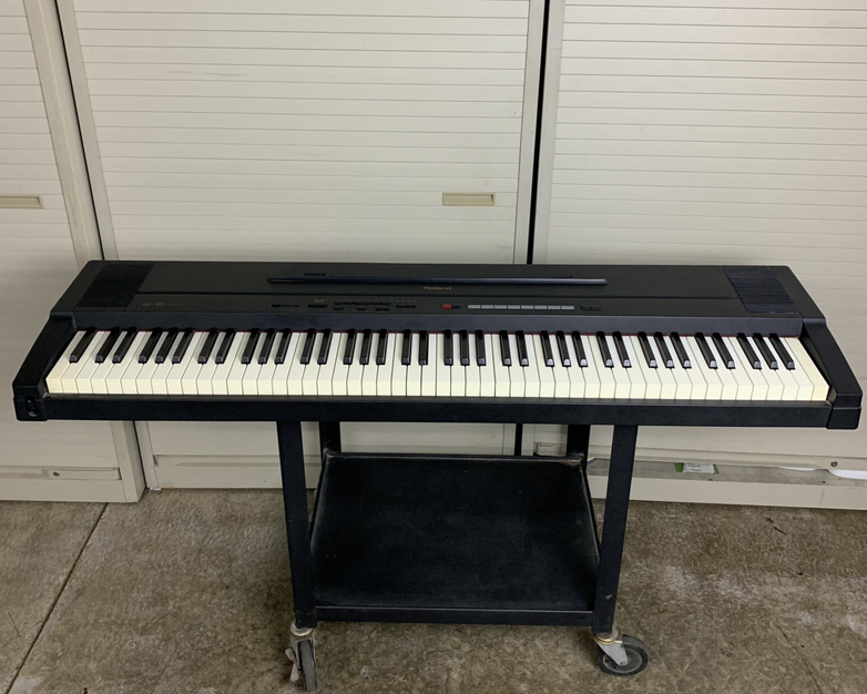 Roland ep-85 Digital Vintage Piano Tested Bad Speaker