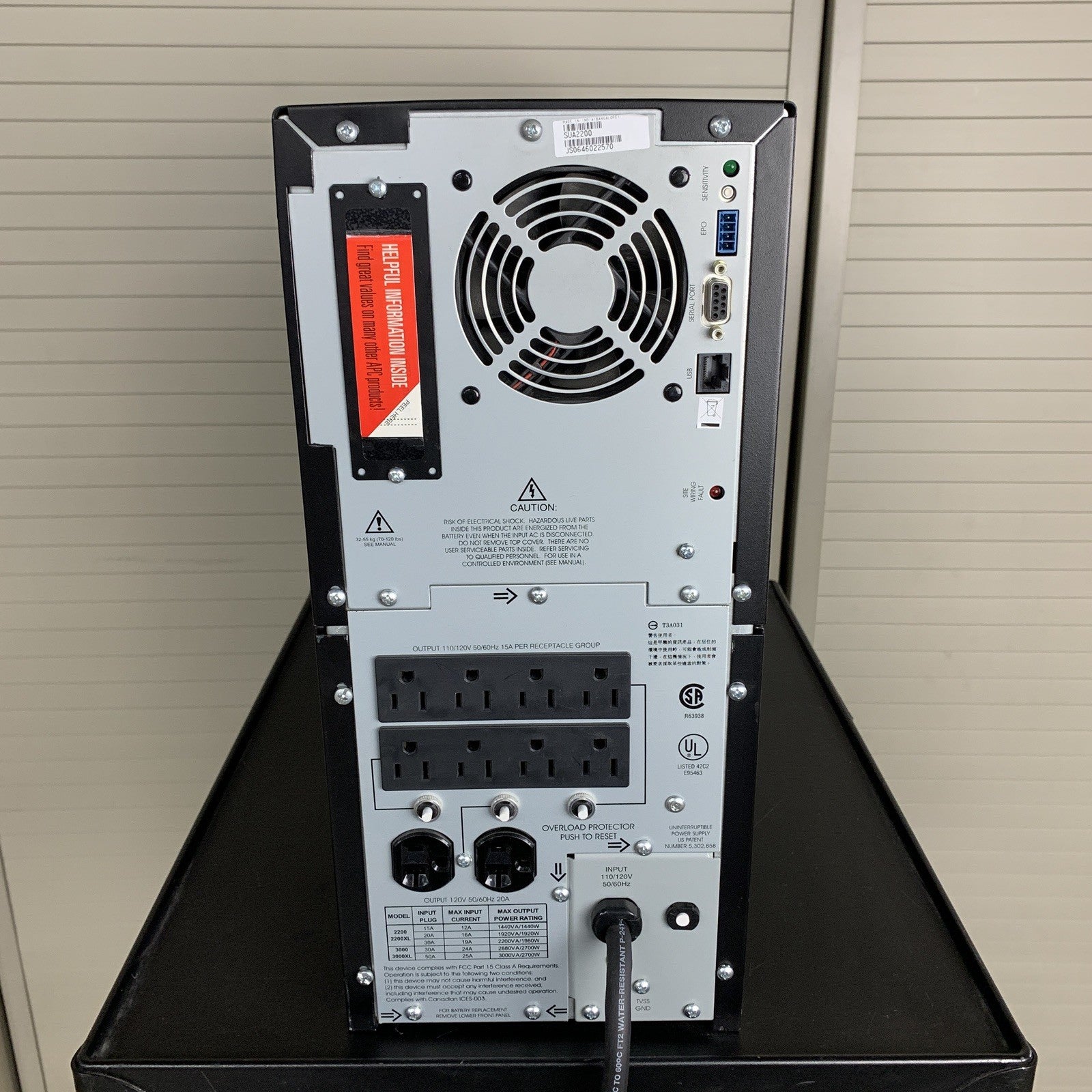 APC SUA2200 Smart-UPS 2200 UPS Tower Tested No Batteries w/ Cord