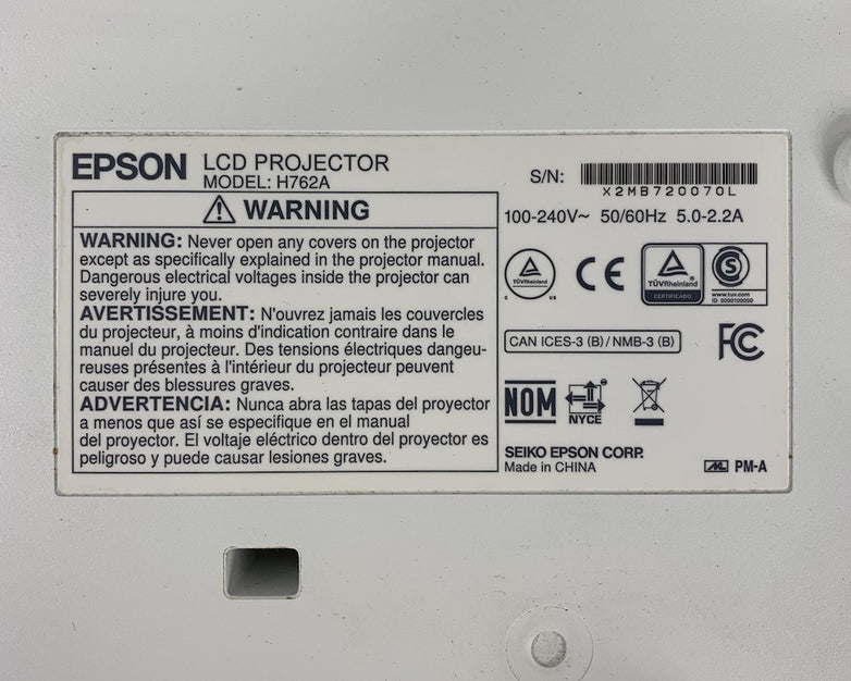 Epson Pro G7400U H762A LCD Projector - Parts or Repair