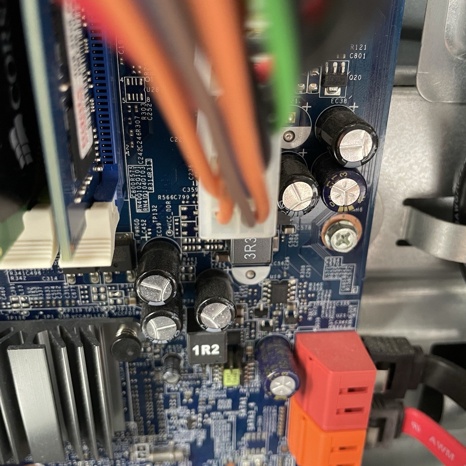 Lenovo IdeaCentre K330B Intel I7-2600 3.40 GHz 16 GB No HDD No OS