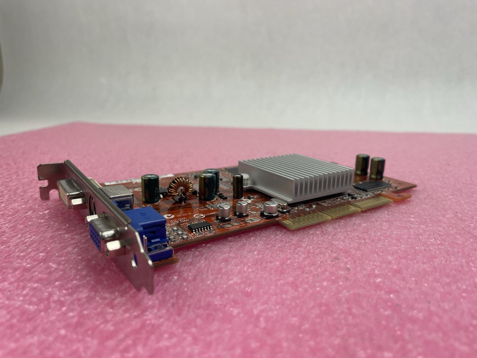 ASUS A9250 GE ATI Radeon 9250 256MB Video Graphics Card DVI VGA S-Video
