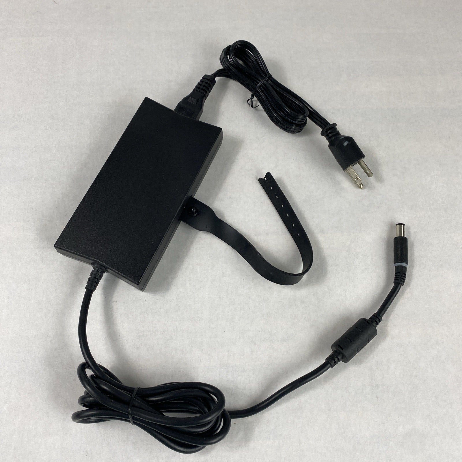 Dell LA130PM121 7.4mm 19.5V 6.7A 130W AC Power Adapter VJCH5 (Lot of 5)