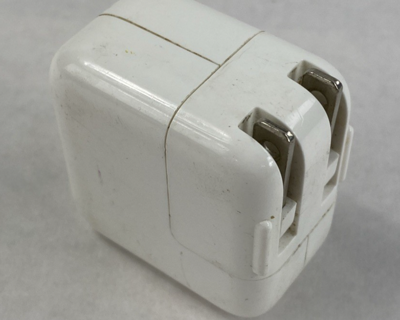 Apple 10W USB Power Adapter Lot of 6