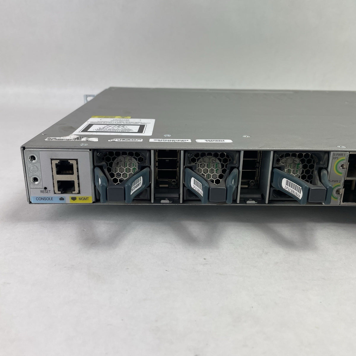 Cisco Catalyst WS-C3850-48U-S V06 48 Port Switch Tested w/C3850-NM-2-10G 2x PSUs8