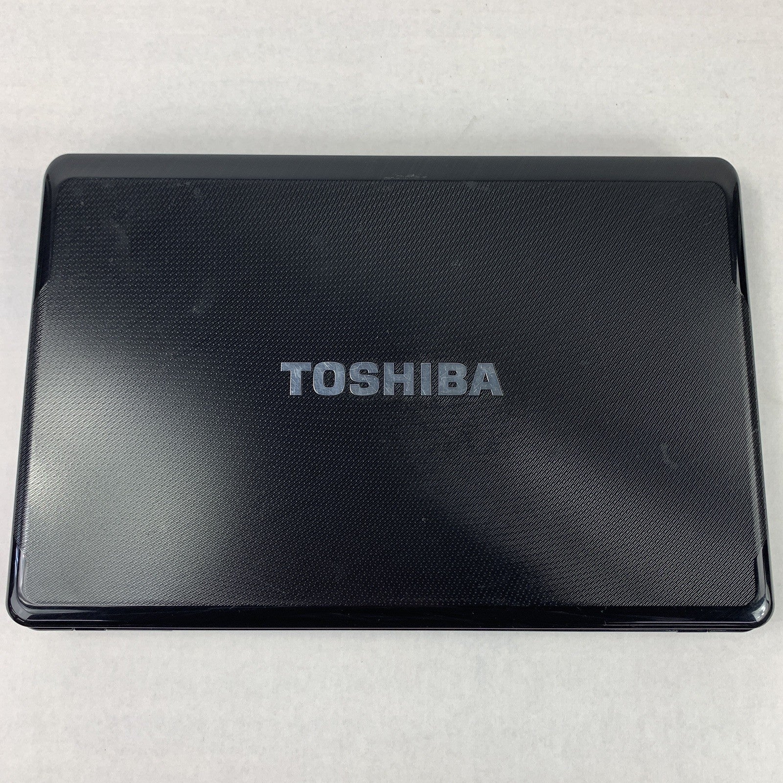 Toshiba Satellite A665-S5184x 15.6" i7-2630QM 2 GHz 6 GB Ram No OS No HDD No Bat